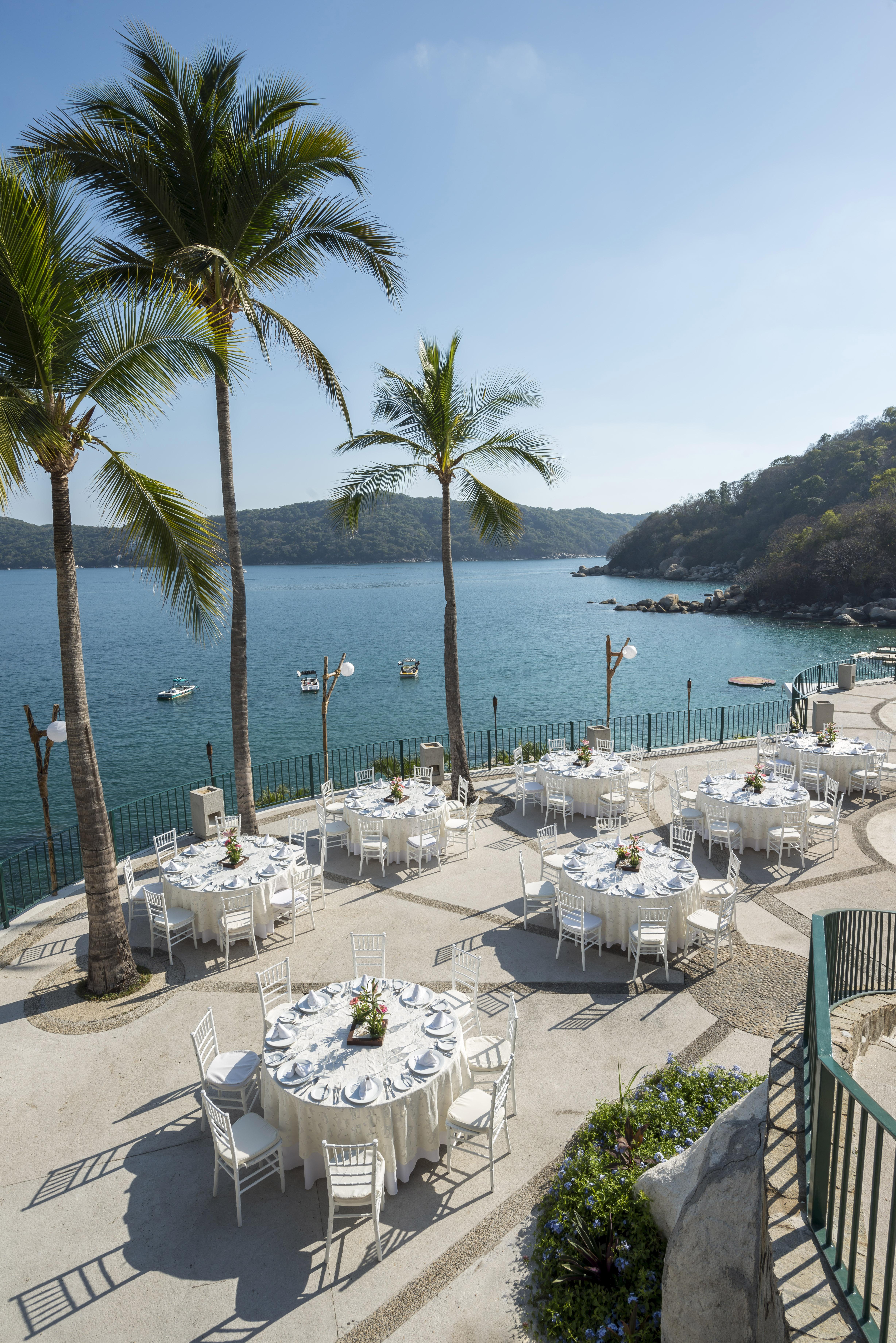 阿卡普尔科迪亚曼特卡米诺里尔酒店 外观 照片 View of the Bay of Acapulco