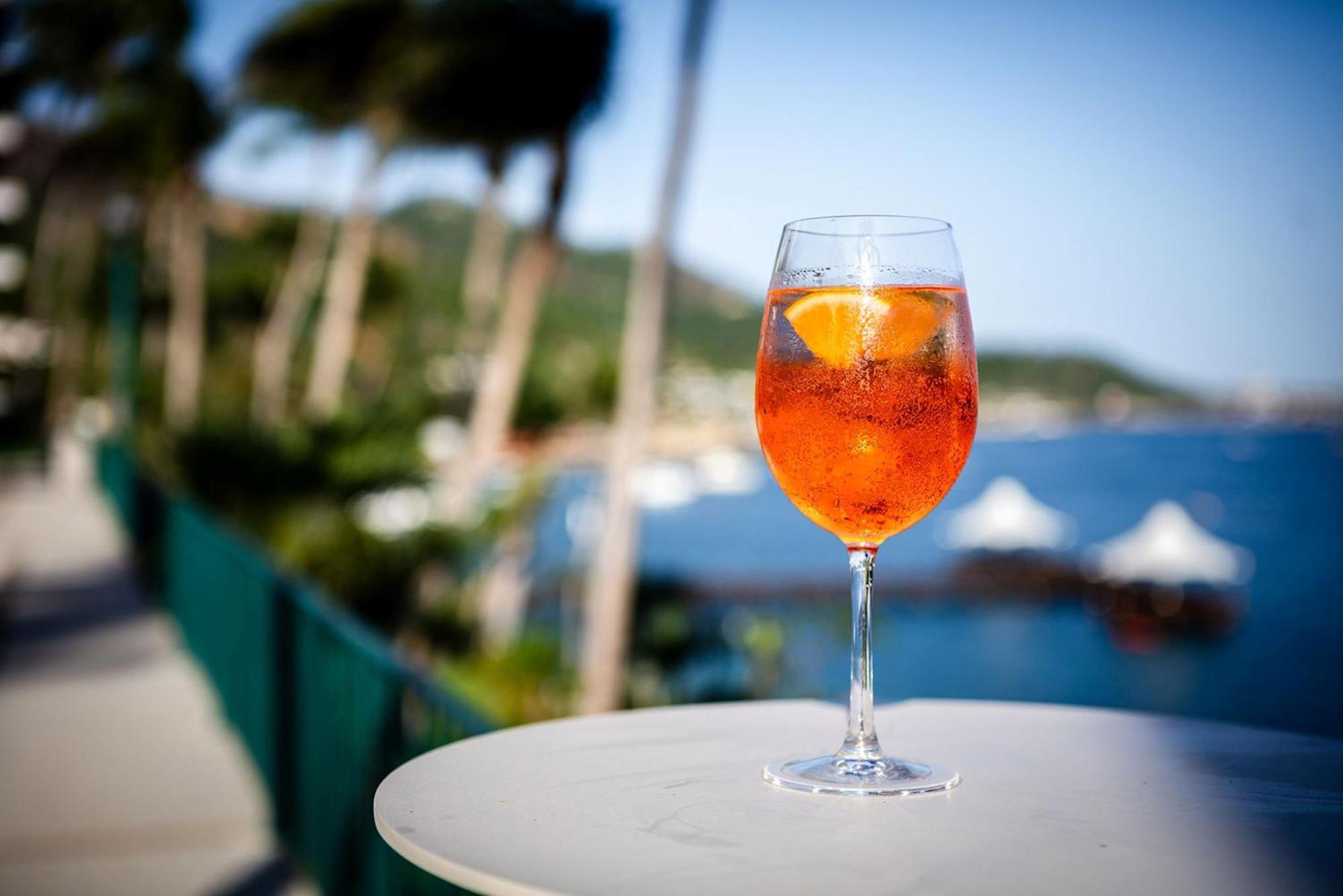 阿卡普尔科迪亚曼特卡米诺里尔酒店 外观 照片 Aperol Spritz
